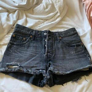 levi shorts